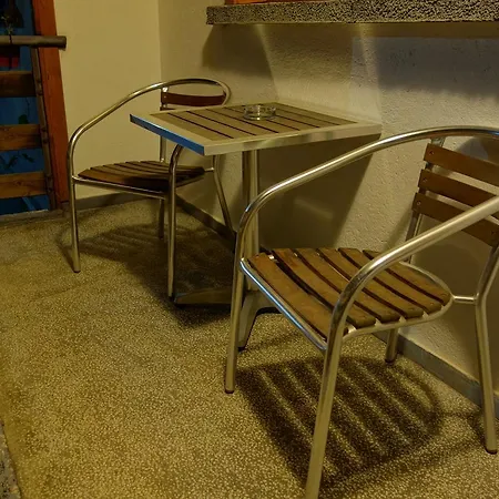Айвън بيت ضيافة
