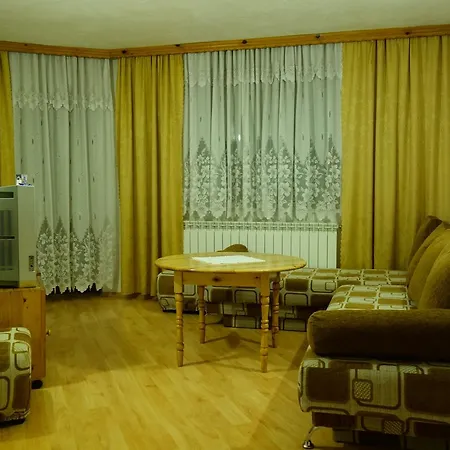 بيت ضيافة Айвън تشبيلار