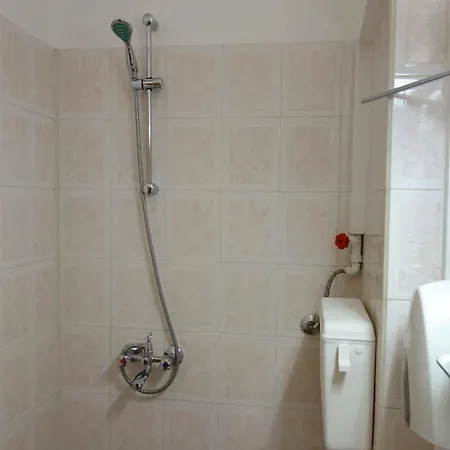 Айвън 3*